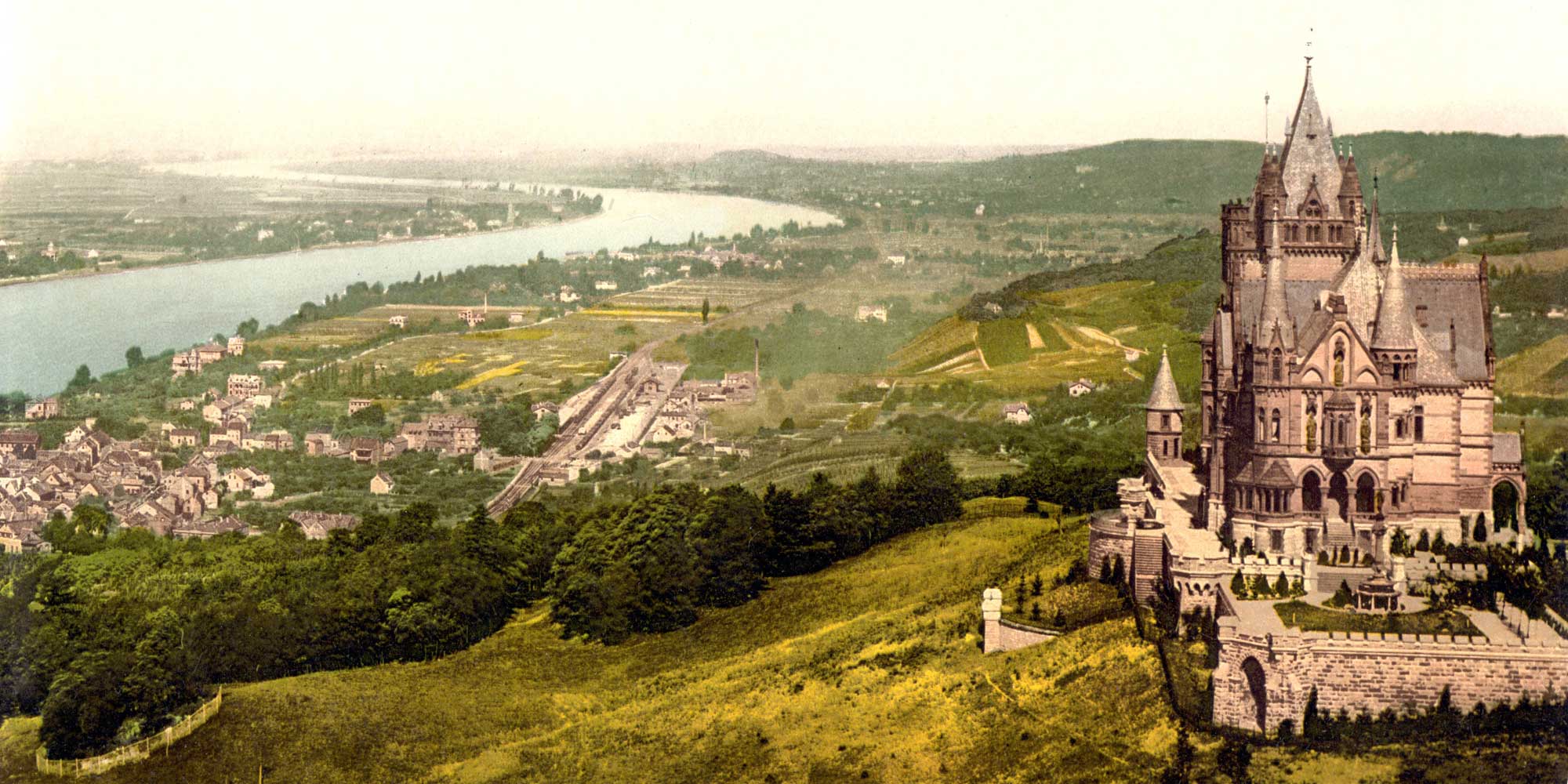 1903 – Schloss Drachenburg as a Summer Resort